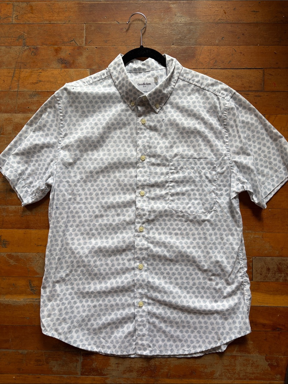 Goodfellow & Co White Short-Sleeve Button-Down with Subtle Gray Print